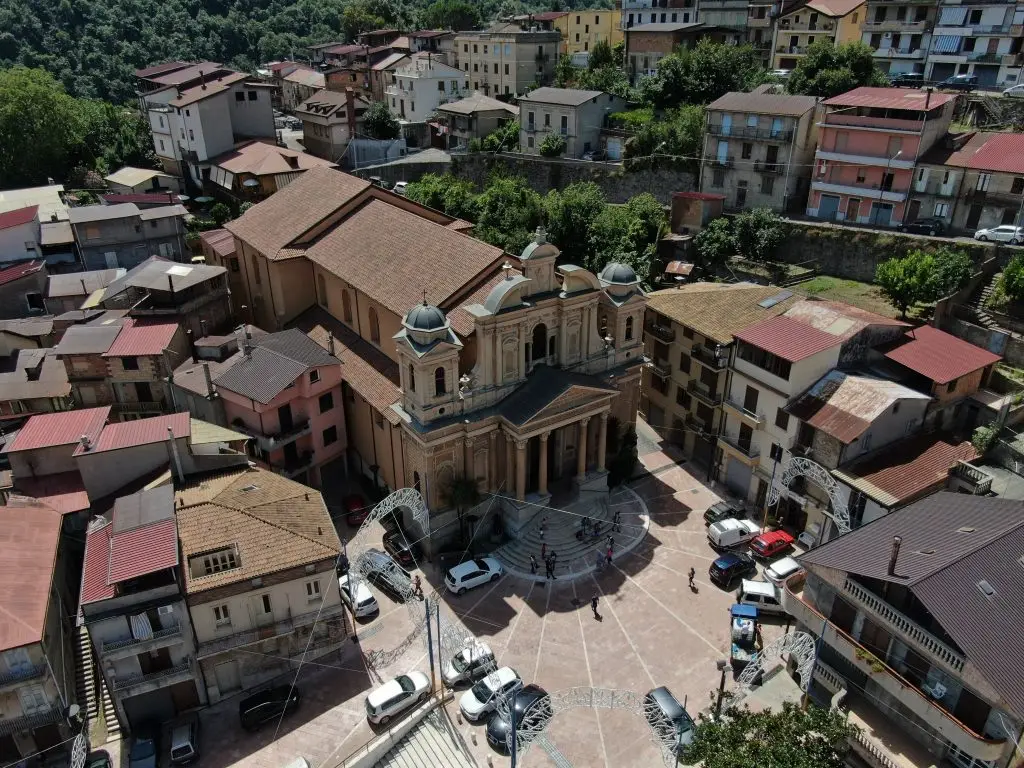 Piazza Regina Elena - Photo by Giampiero Licastro