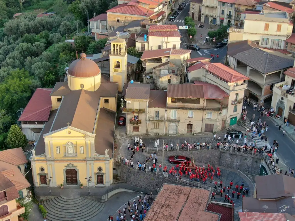 Procession in Delianuova - Photo by Giampiero Licastro