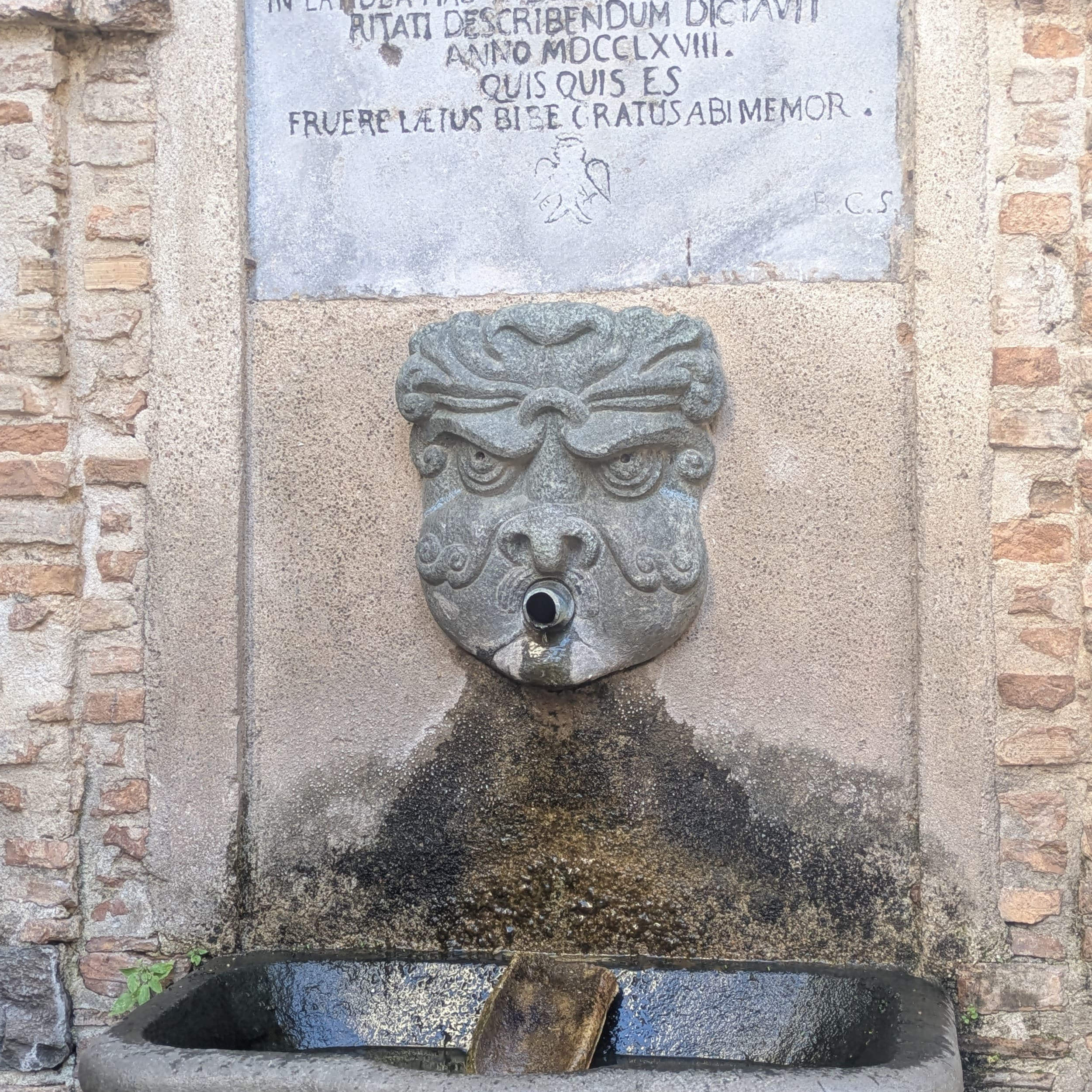 fontana pietra verde